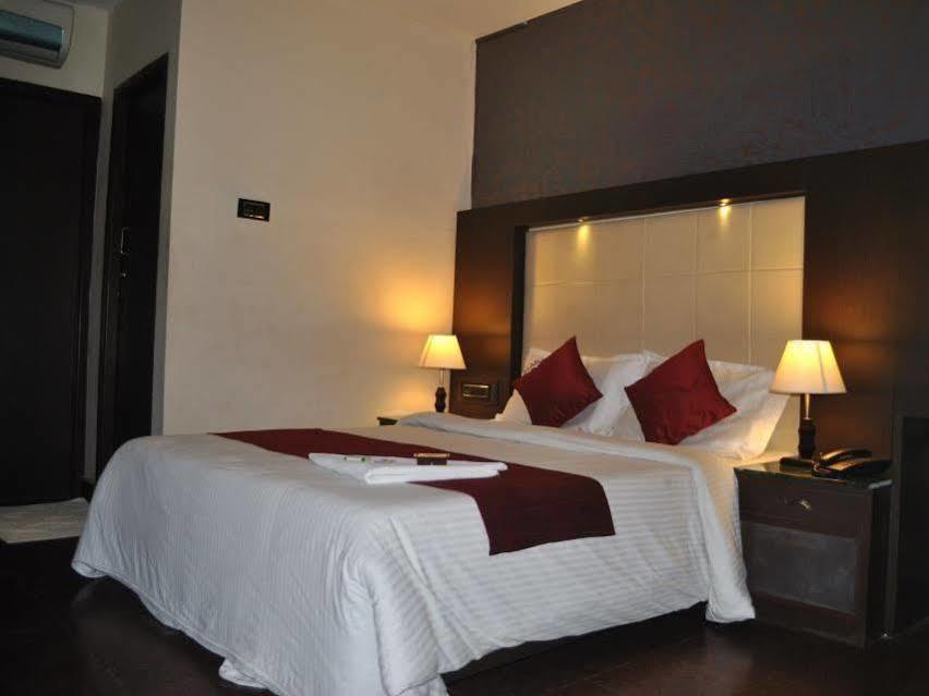 צ'נאי Hotel Mars Classic מראה חיצוני תמונה