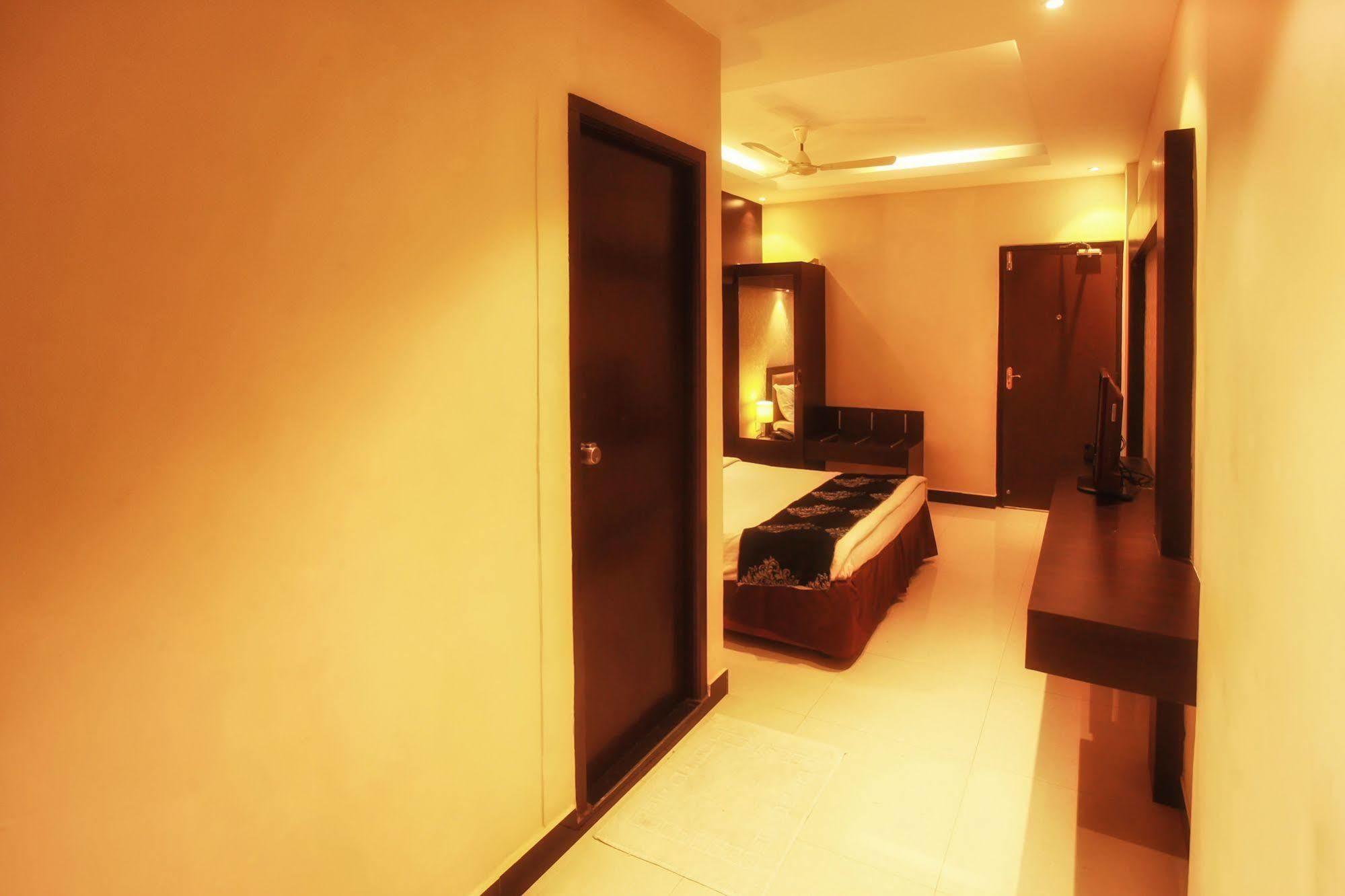 צ'נאי Hotel Mars Classic מראה חיצוני תמונה